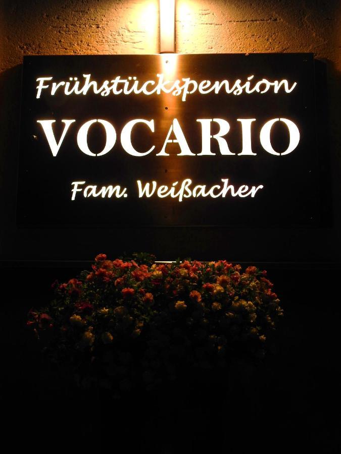 Vocario 3*